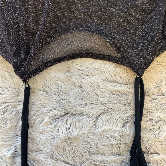 Glitter mesh Hollister top! - Picture 2 of 2